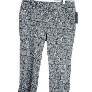 Black-White Stretch Crop Capris Pants-NWT